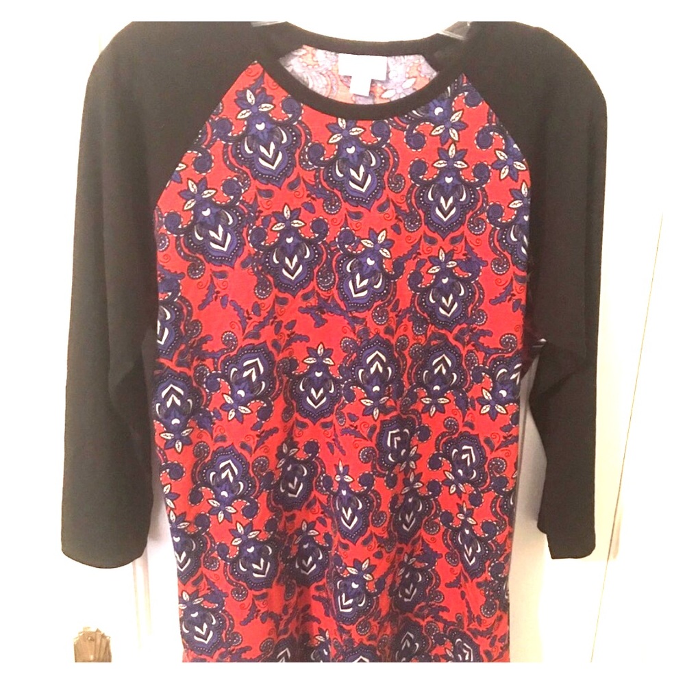 LuLaRoe Medium Randy T-shirt